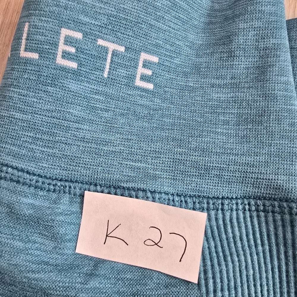 Alphalete Womens Size Small Blue Seamless Halo Leggings High Performance NWOT - Picture 8 of 8